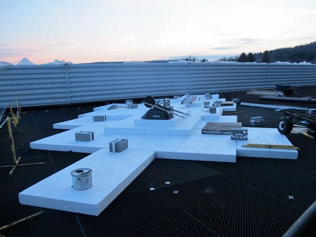 images/green-roof-2.webp