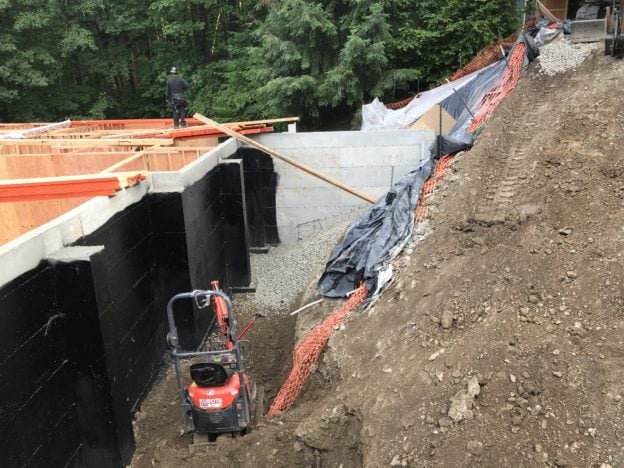 EPS Geofoam reduces the lateral load on a retaining wall