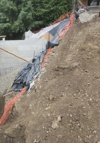 EPS Geofoam reduces the lateral load on a retaining wall
